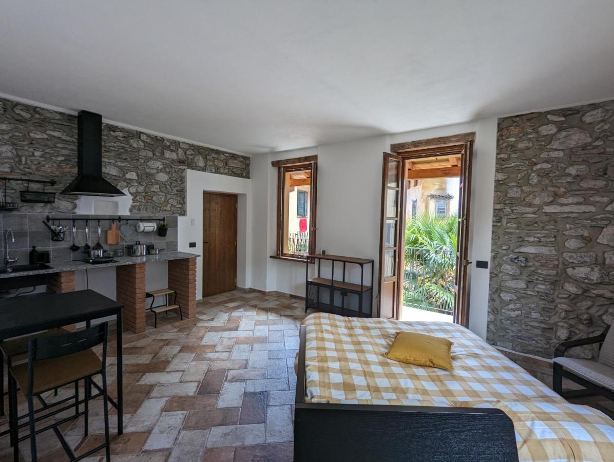 Antica Osteria Apartments Донго Екстериор снимка