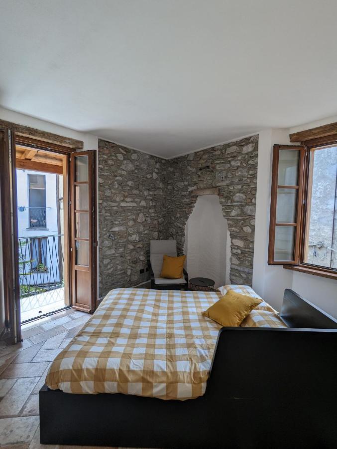 Antica Osteria Apartments Донго Екстериор снимка